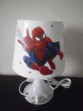 Spiderman   Tisch - oder Nachttischlampe